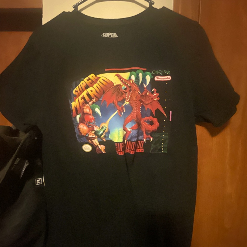 Lot of 2 brand new Nintendo shirts size medium